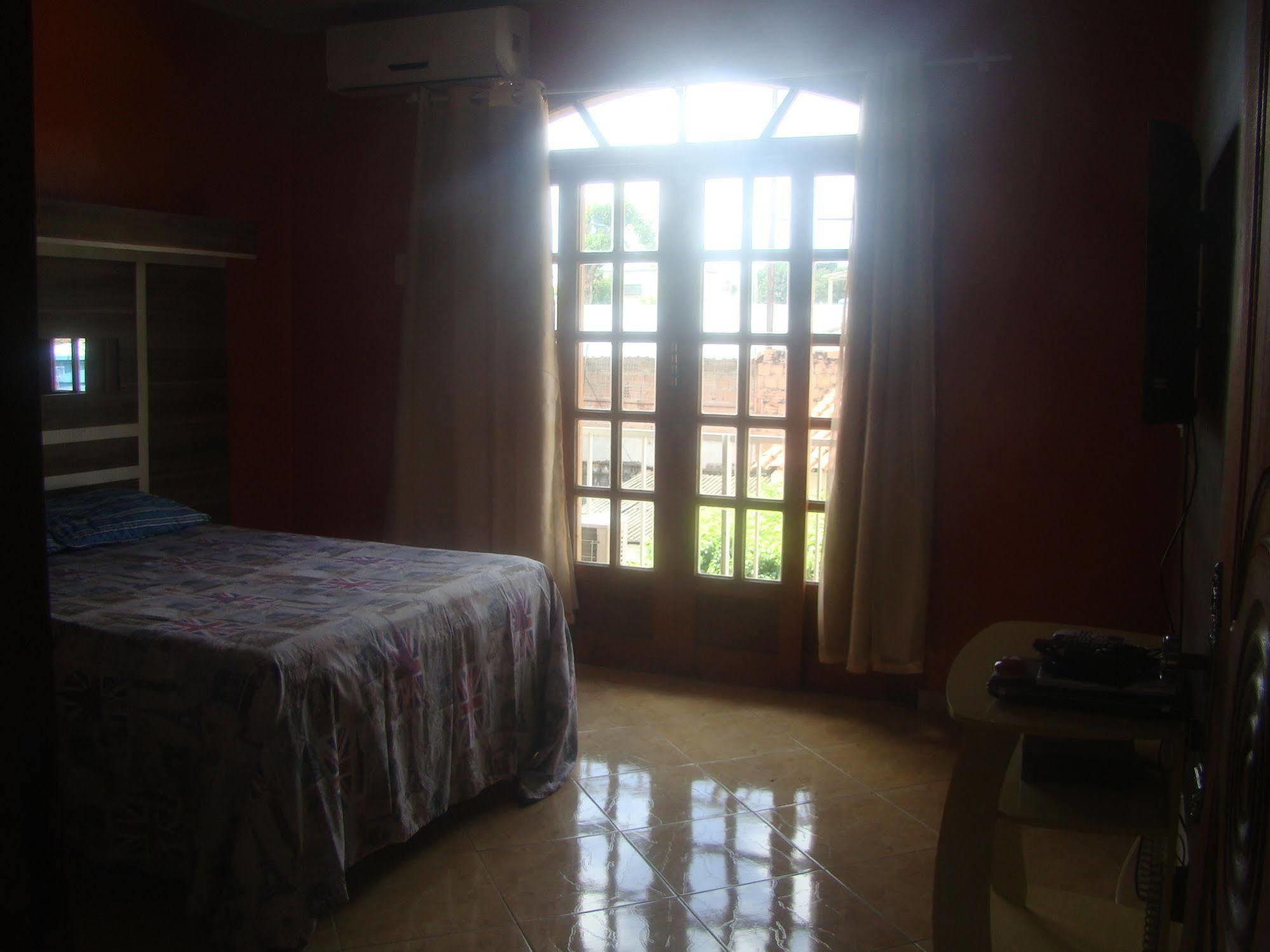 Each Hostel Da Amazonia Манаус Экстерьер фото